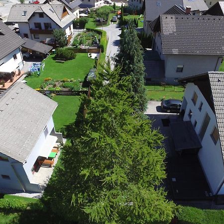 Apartments And Holiday Home Grohar Kranjska Gora Exterior foto