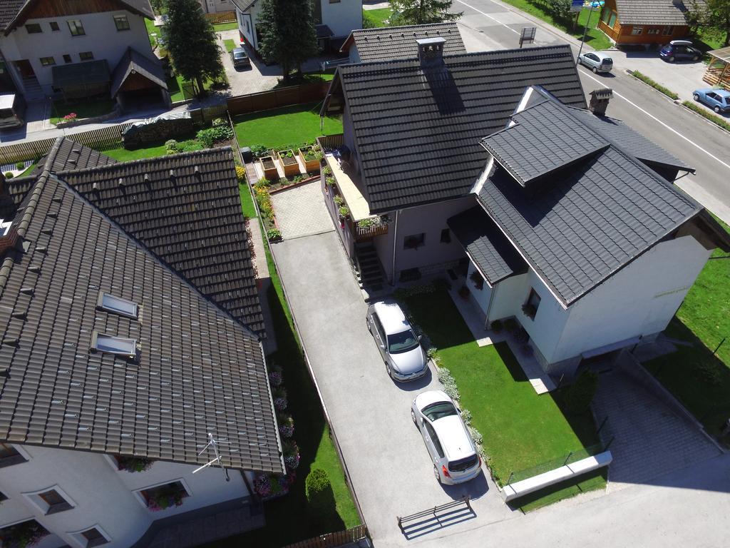 Apartments And Holiday Home Grohar Kranjska Gora Exterior foto